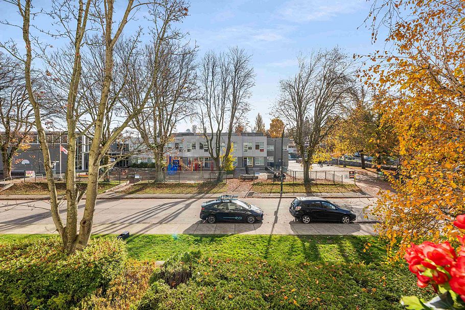 206 2988 Alder Street Vancouver, BC - 17