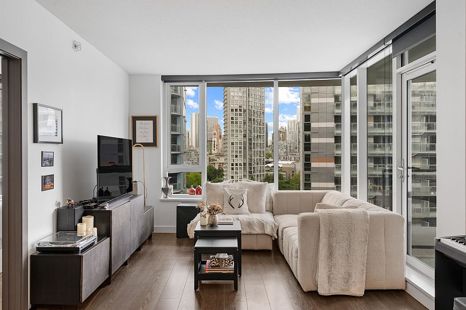 1611 68 SMITHE ST, Vancouver BC V6B 0P3 Vancouver, BC - 4