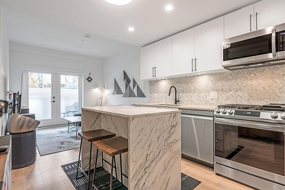 #146 545 E 2nd Street North Vancouver, BC - 13