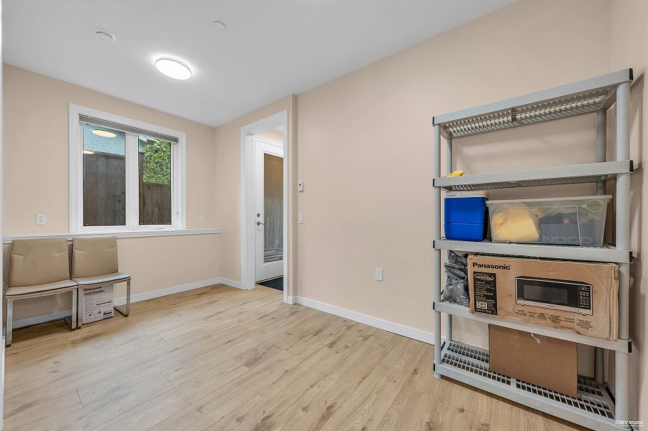 3522 W 27th Avenue Vancouver, BC - 35