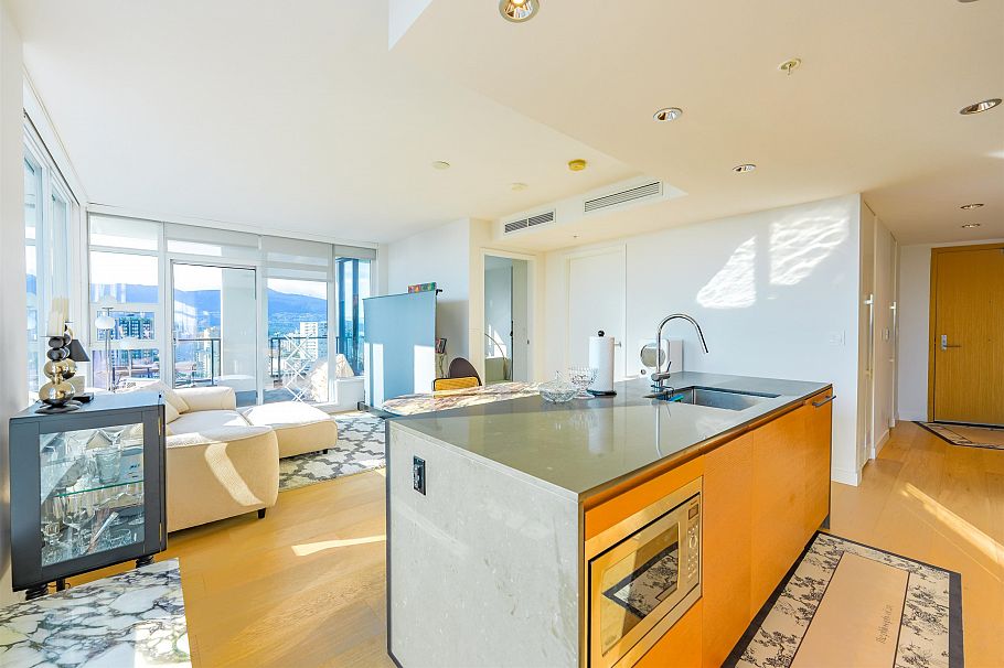 2701 1289 Hornby Street Vancouver, BC - 17