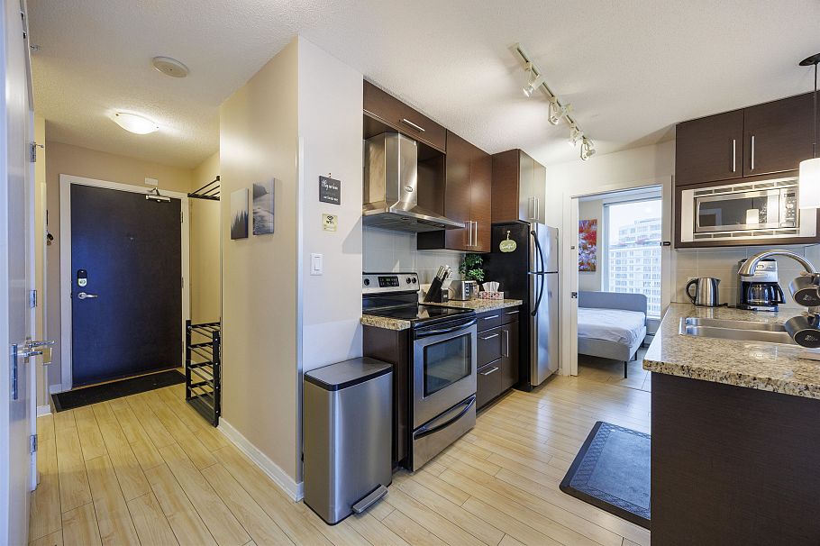 3207 689 Abbott Street Vancouver, BC - 10