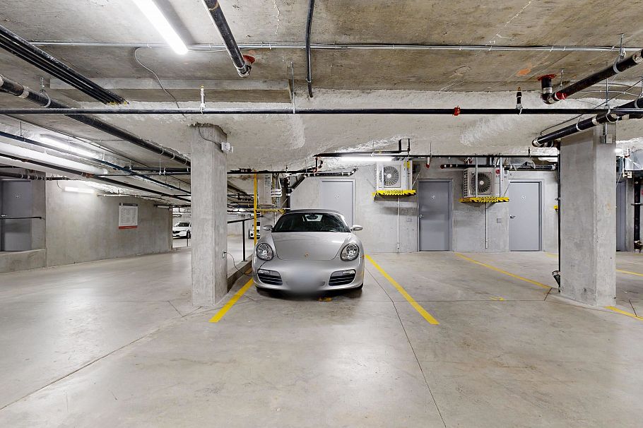 38 7567 Oak Street Vancouver, BC - 29