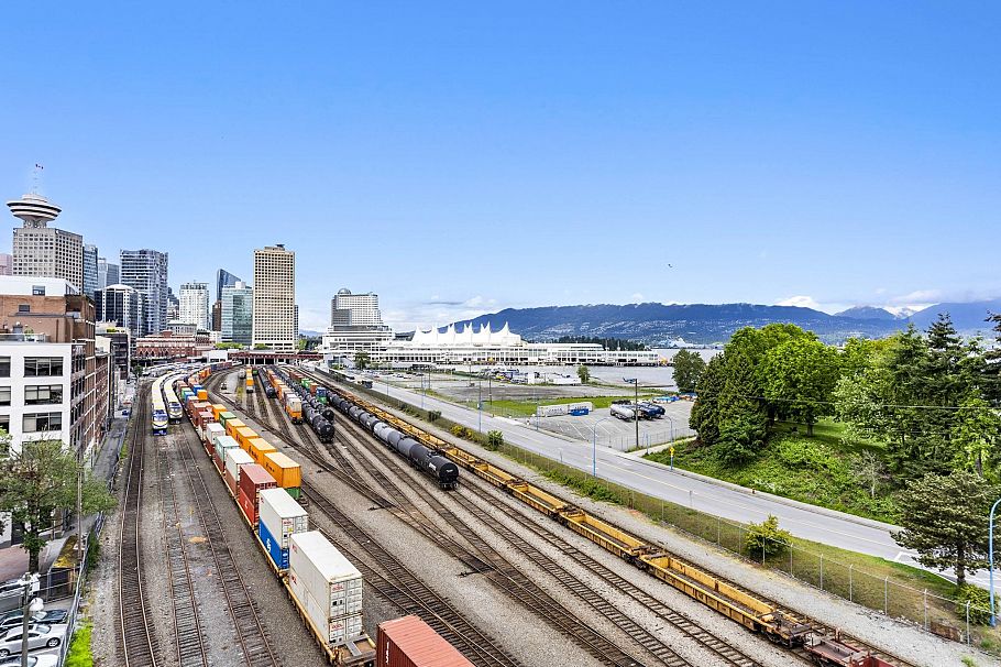 301 41 Alexander Street Vancouver, BC - 26