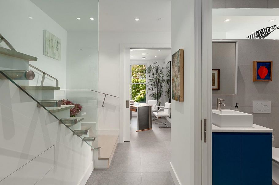 708 Heatley Avenue Vancouver, BC - 4