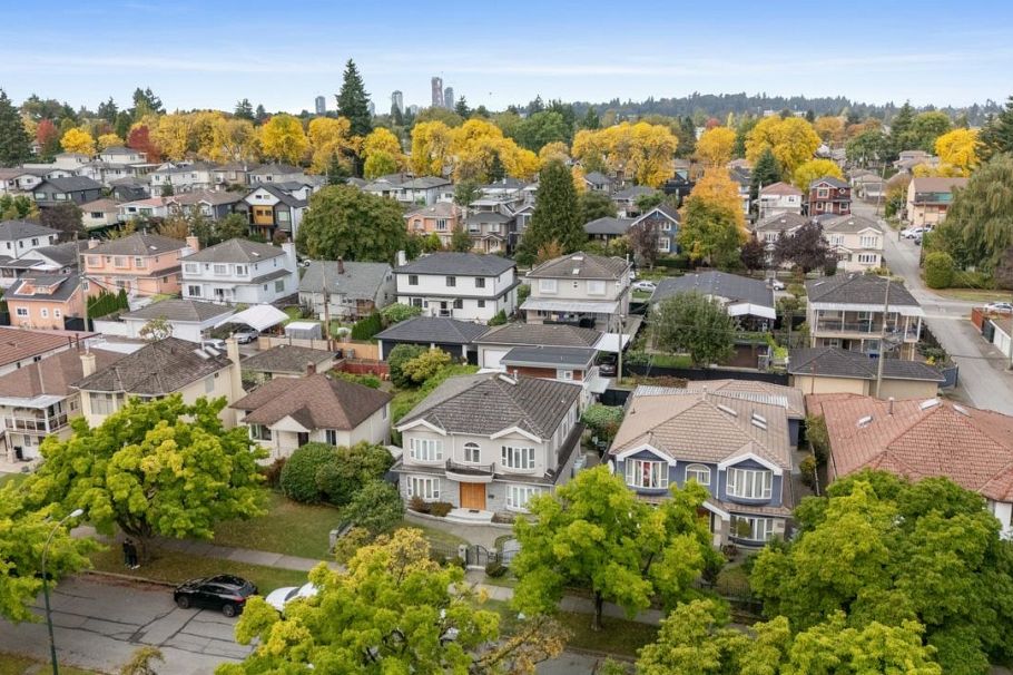 4805 Inverness Street Vancouver, BC - 28