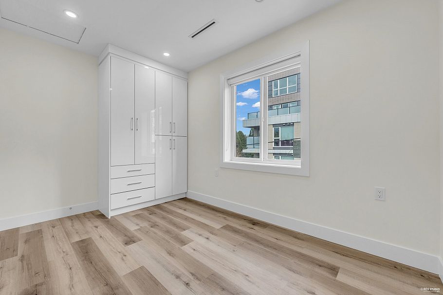 514 W 60th Avenue Vancouver, BC - 19