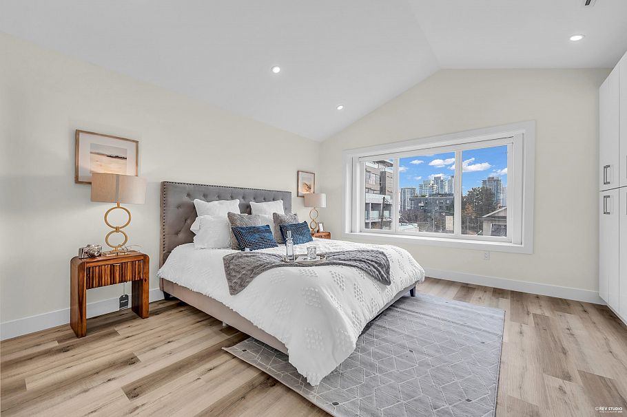 514 W 60th Avenue Vancouver, BC - 20