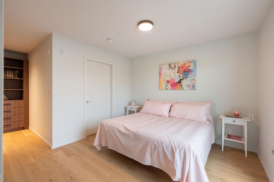 173 805 W 49th Avenue Vancouver, BC - 24