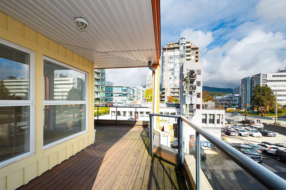 304 152 E 12th Street North Vancouver, BC - 24