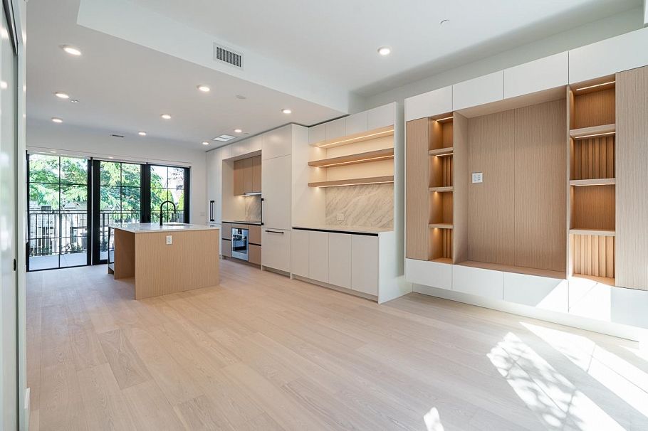 107 551 W 28th Avenue Vancouver, BC - 6