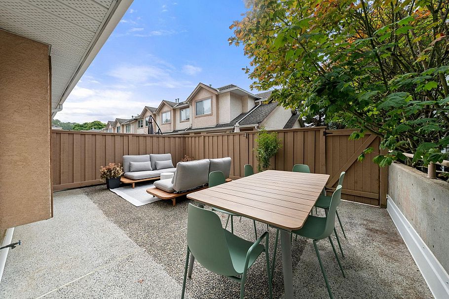 18 901 W 17th Street North Vancouver, BC - 14