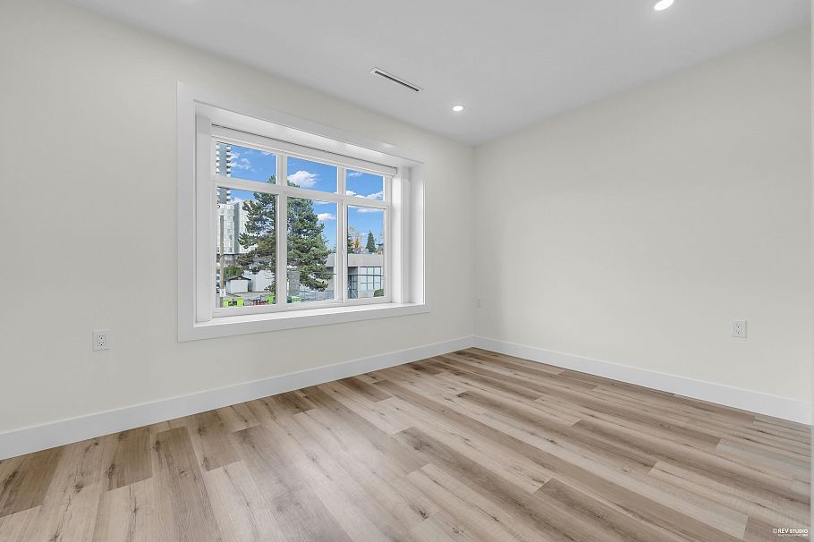 514 W 60th Avenue Vancouver, BC - 15