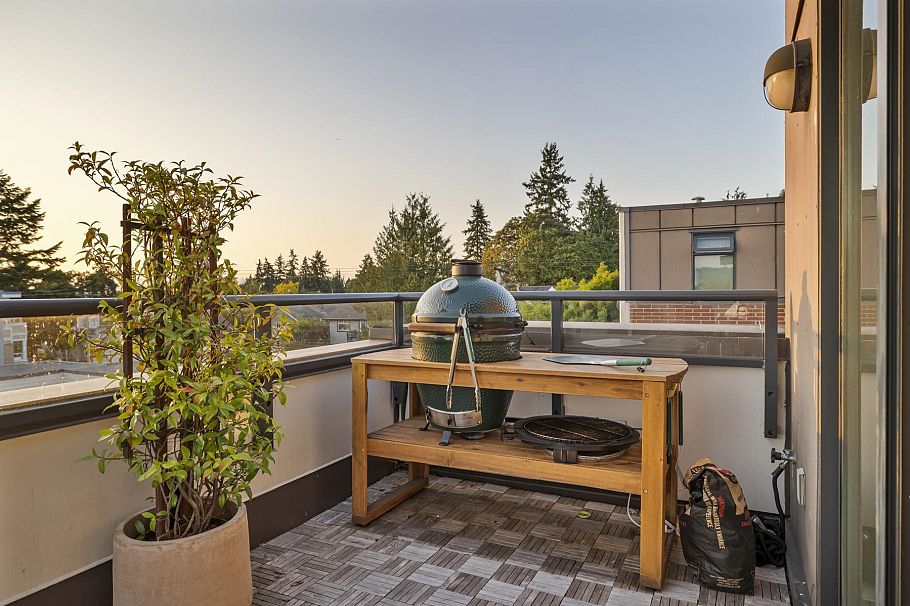 211 1961 Collingwood Street Vancouver, BC - 21