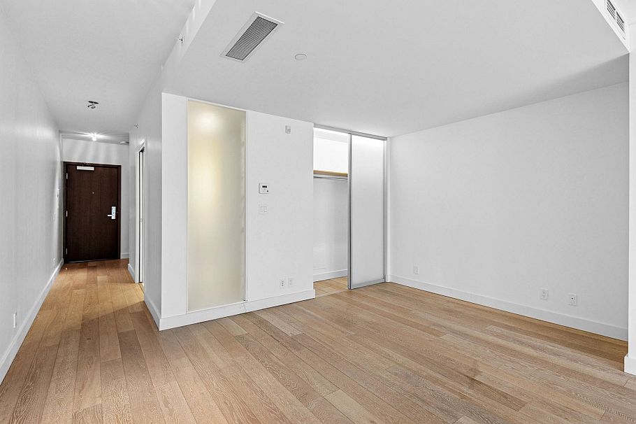 206 1477 W Pender Street Vancouver, BC - 10