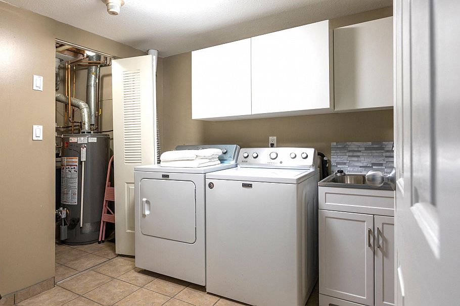 1845 W 62nd Avenue Vancouver, BC - 23