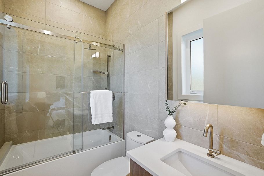 1 6141 Yew Street Vancouver, BC - 16