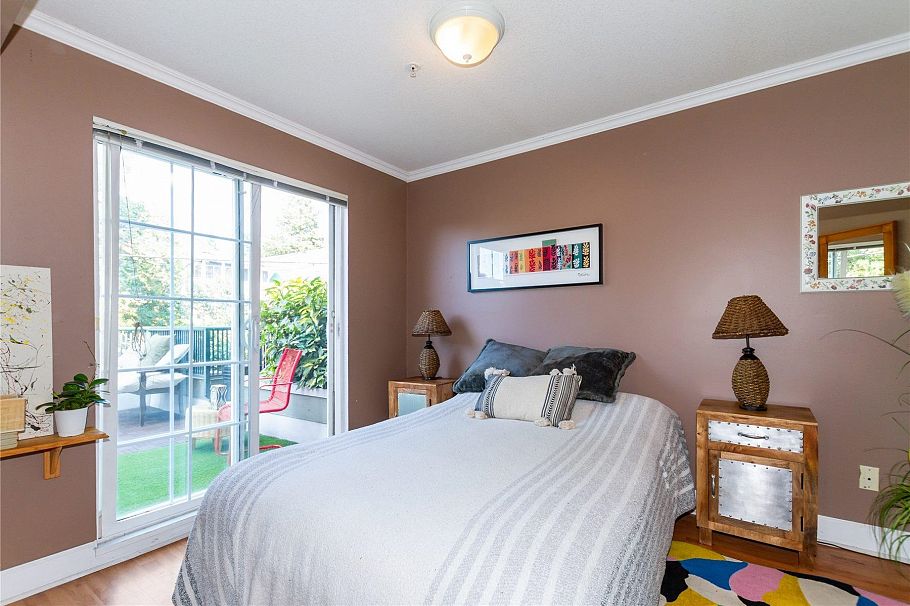 210 1989 Dunbar Street Vancouver, BC - 9