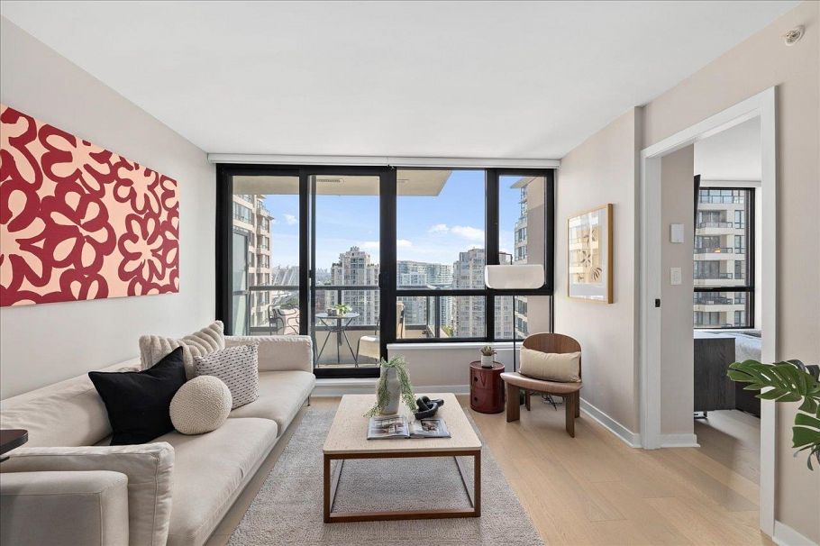 2308 928 Homer Street Vancouver, BC - 4