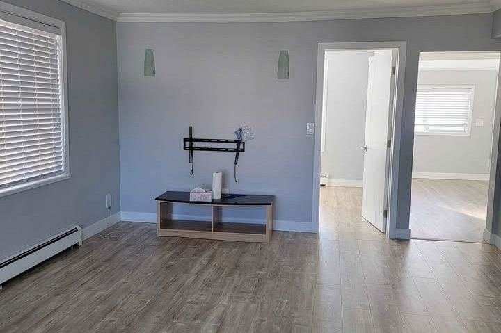 2456 E 19th Avenue Vancouver, BC - 5