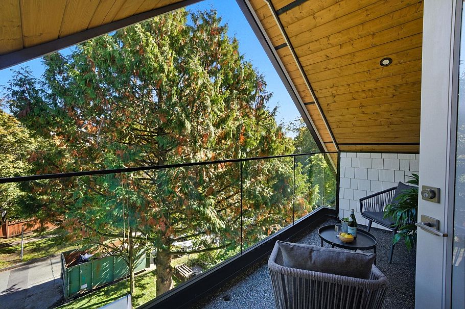 1 6141 Yew Street Vancouver, BC - 22