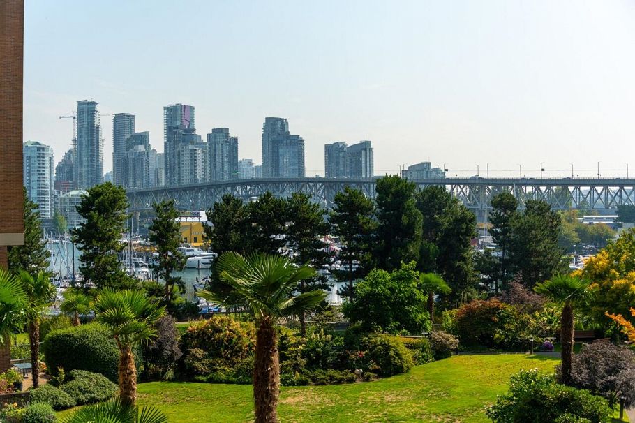 408 1470 Pennyfarthing Drive Vancouver, BC - 1