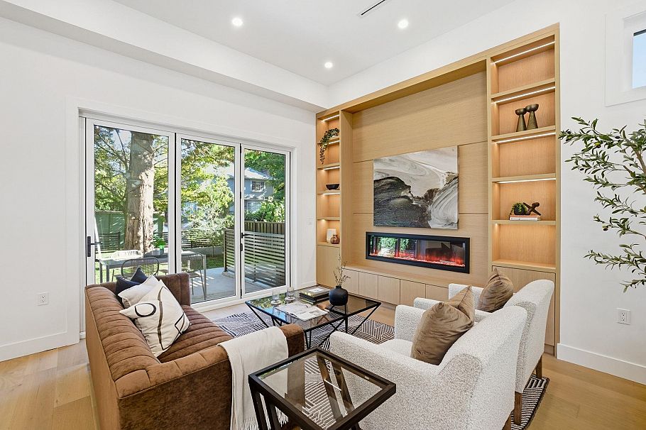 1 6141 Yew Street Vancouver, BC - 3