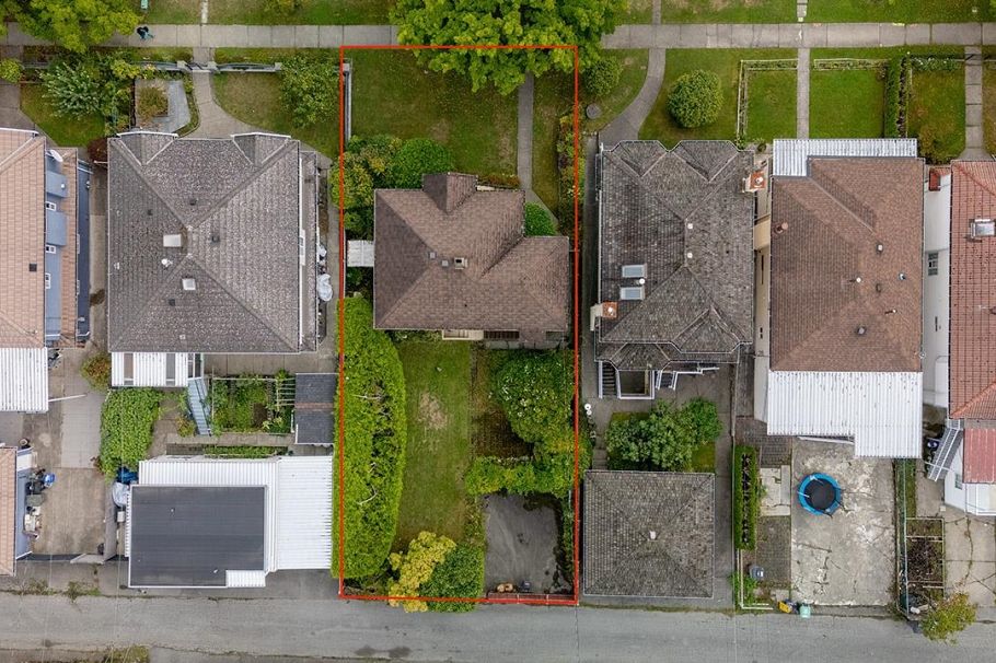 4805 Inverness Street Vancouver, BC - 27