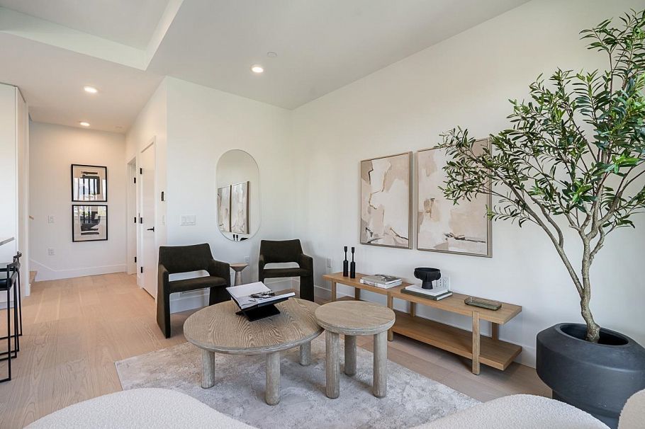 202 539 W 28th Avenue Vancouver, BC - 12