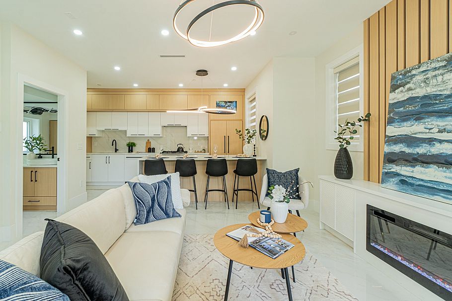 1552 W 66th Avenue Vancouver, BC - 3