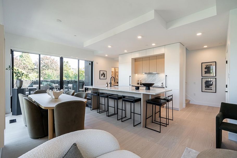 202 539 W 28th Avenue Vancouver, BC - 1