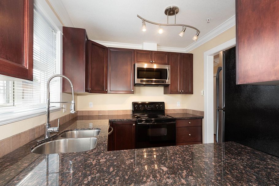 304 152 E 12th Street North Vancouver, BC - 8