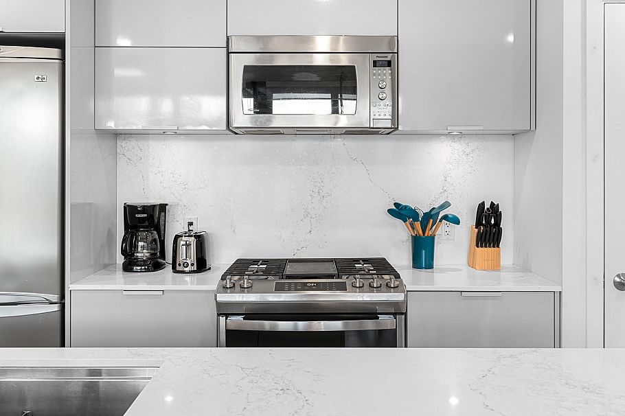 801 128 W Cordova Street Vancouver, BC - 12