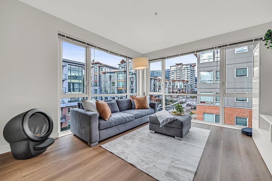 404 2632 Library Lane North Vancouver, BC - 3