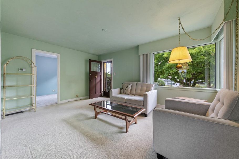 4805 Inverness Street Vancouver, BC - 6