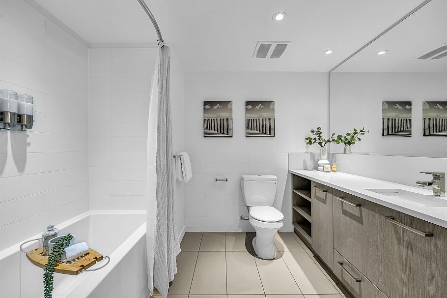 301 983 E Hastings Street Vancouver, BC - 14