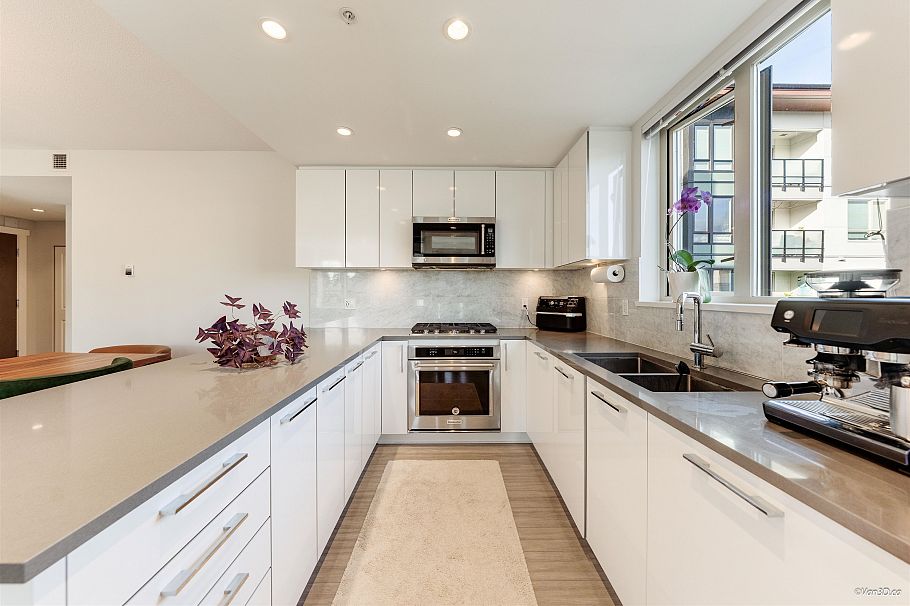 312 2632 Library Lane North Vancouver, BC - 8