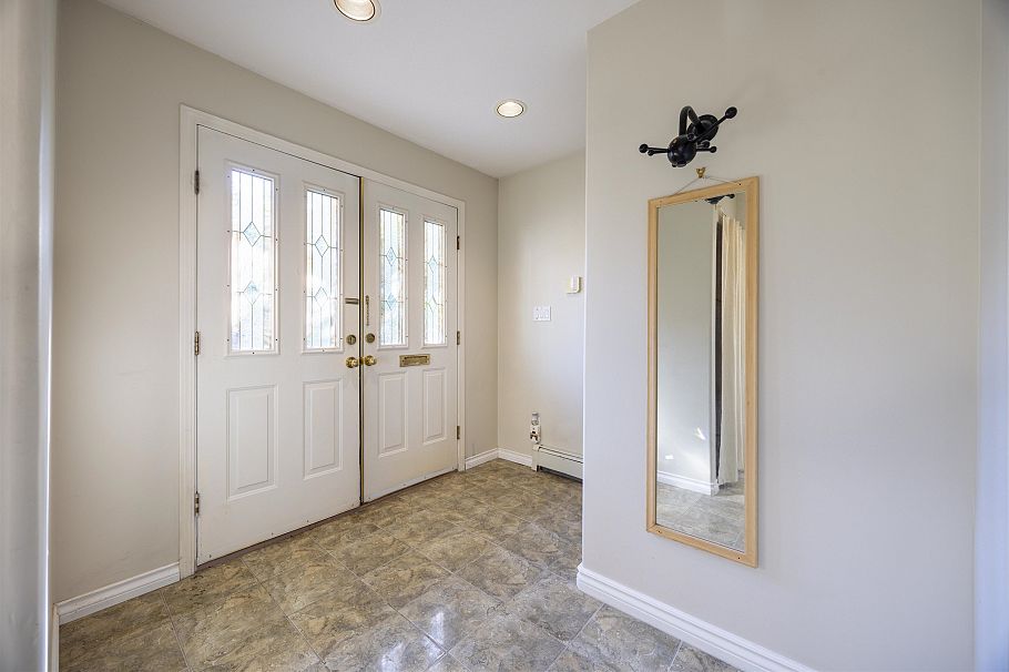 739 E 20th Avenue Vancouver, BC - 16