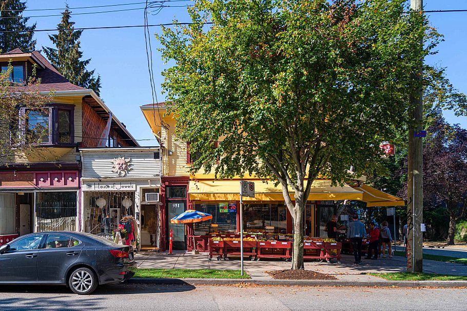 202 1500 Haro Street Vancouver, BC - 28