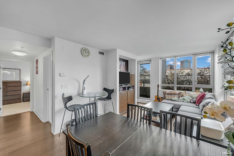 226 2008 Pine Street Vancouver, BC - 5