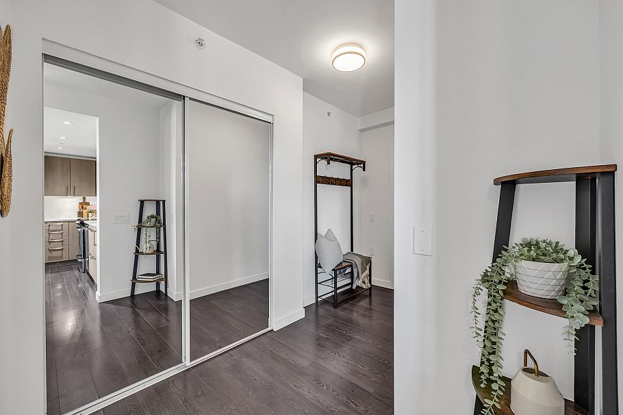 301 983 E Hastings Street Vancouver, BC - 16