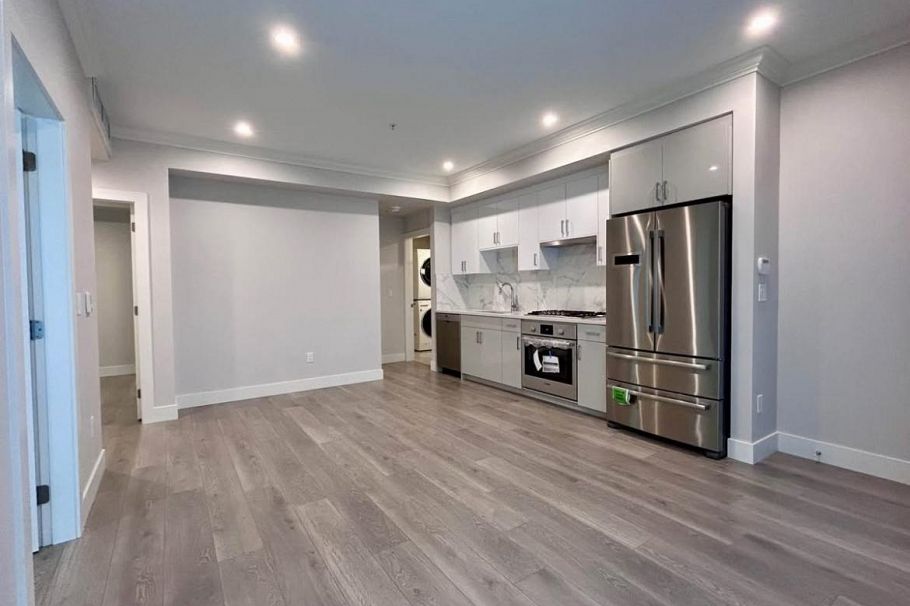 38 7567 Oak Street Vancouver, BC - 4