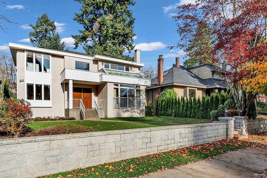 3979 W 33rd Avenue Vancouver, BC - 2