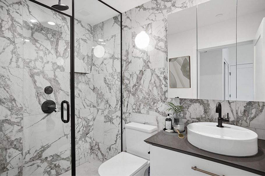 197 W King Edward Ave Street Vancouver, BC - 9