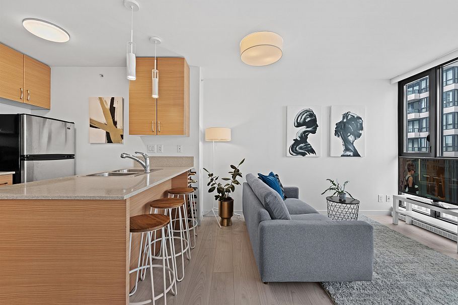 2408 909 Mainland Street Vancouver, BC - 8