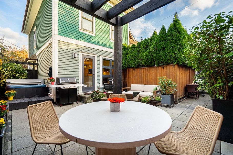 1915 Templeton Drive Vancouver, BC - 36