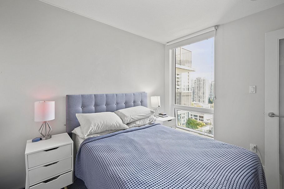 1708 1055 Richards Street Vancouver, BC - 17