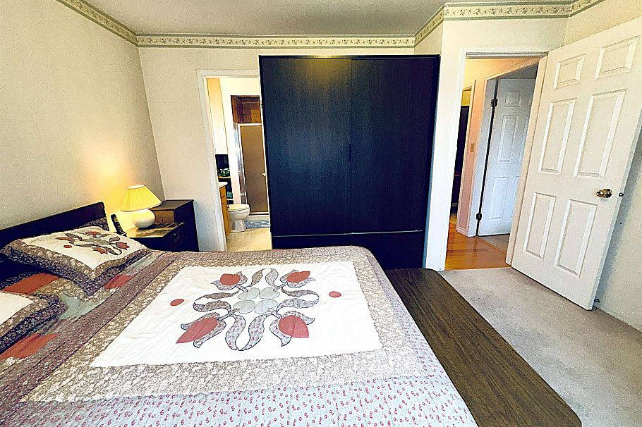 963 E 11th Avenue Vancouver, BC - 11