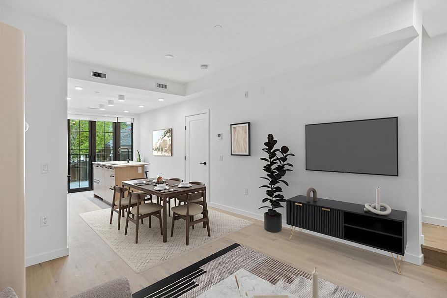 197 W King Edward Ave Street Vancouver, BC - 5