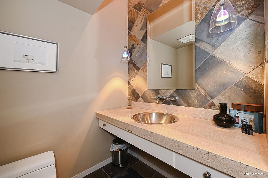 4729 Paton Street Vancouver, BC - 26